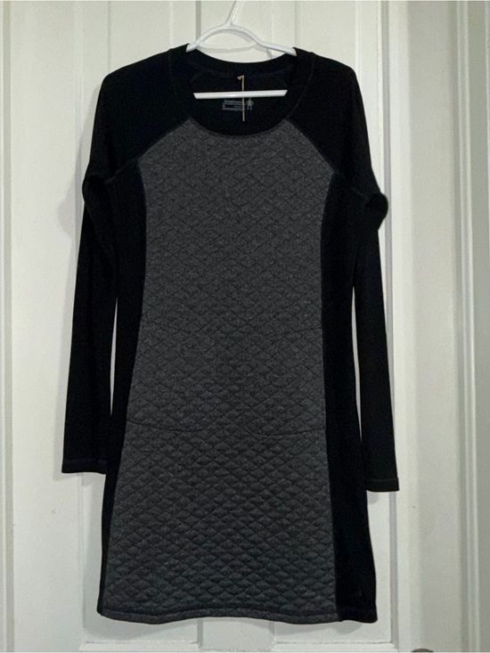 Smartwool Dresses & Skirts - NWT Women's medium smartwool diamond peak Quilted mini Dress merino wool mix